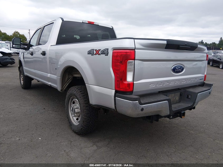 2018 Ford F-250 VIN 1FT7W2B62JEC48717 IAAI salvage auction — NORMAL WEAR, SF97 (Oregon), sold $26,150 on 2026-08-26 (photo 3)