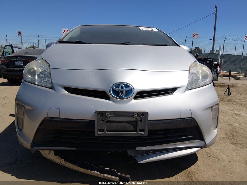 2014 Toyota Prius VIN JTDKN3DU0E0382465 IAAI salvage auction — NORMAL WEAR, Clear - Dealer Only (California), sold $1,550 on 2026-07-29 (photo 6)