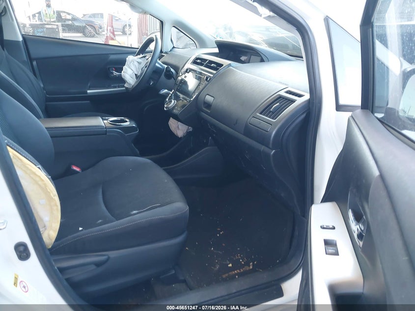2017 Toyota Prius v VIN JTDZN3EU9HJ073122 IAAI salvage auction — FRONT END, Salvage (California), sold $7,150 on 2026-08-12 (photo 5)