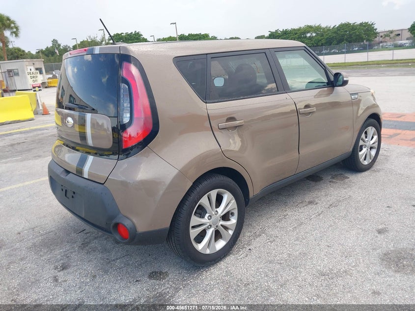 2014 Kia Soul VIN KNDJP3A54E7005907 IAAI salvage auction — ENGINE DAMAGE, Clear (Florida), sold $375 on 2026-07-23 (photo 4)