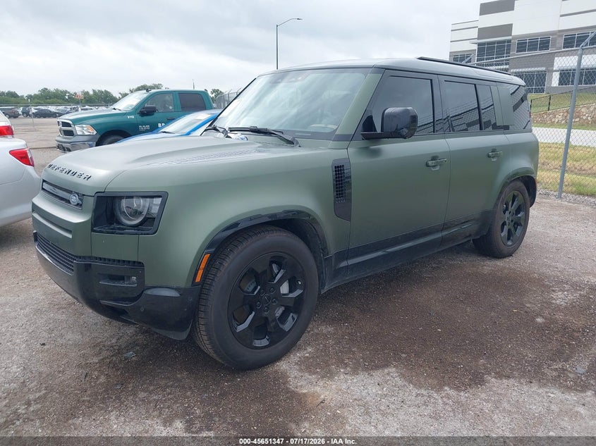 2026 Land rover Defender VIN SALE27EU2T2517368 IAAI salvage auction — REAR END, Wait Title, sold $67,250 on 2026-08-31 (photo 2)