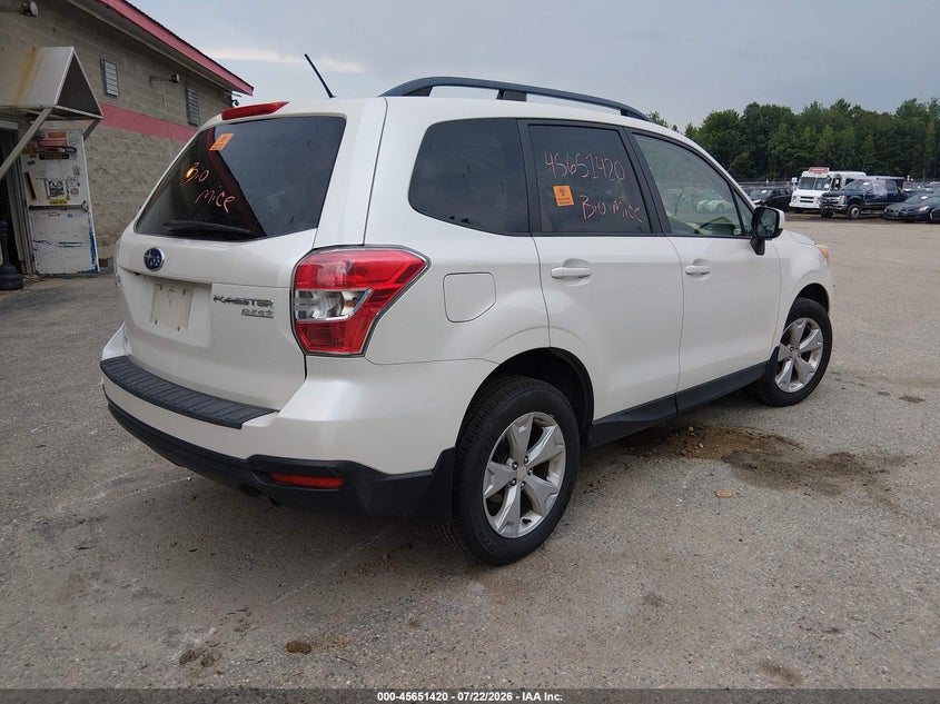 2015 Subaru Forester VIN JF2SJADC7FH518067 IAAI salvage auction — BIOHAZARD/CHEMICAL, Salvage (Maine), sold $1,450 on 2026-08-31 (photo 4)