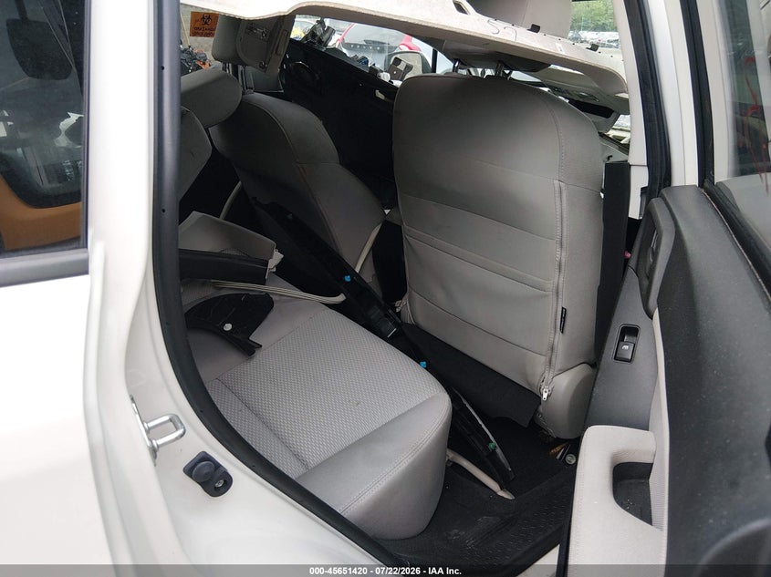 2015 Subaru Forester VIN JF2SJADC7FH518067 IAAI salvage auction — BIOHAZARD/CHEMICAL, Salvage (Maine), sold $1,450 on 2026-08-31 (photo 8)