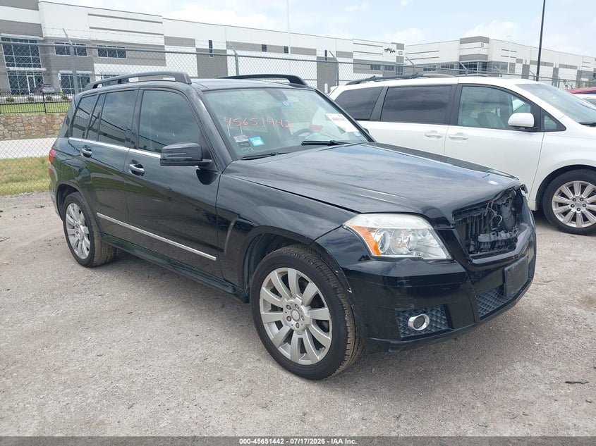 2012 Mercedes-benz Glk-klasse VIN WDCGG5GB5CF897441 IAAI salvage auction — FRONT END, Salvage Title, sold $2,550 on 2026-08-07 (photo 1)