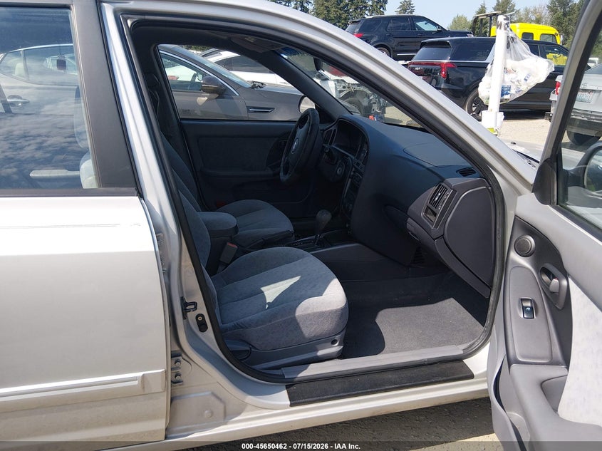 2006 Hyundai Elantra VIN KMHDN46D26U256478 IAAI salvage auction — NORMAL WEAR, Rebuilt-Non-Public (Washington), sold $375 on 2026-07-24 (photo 5)