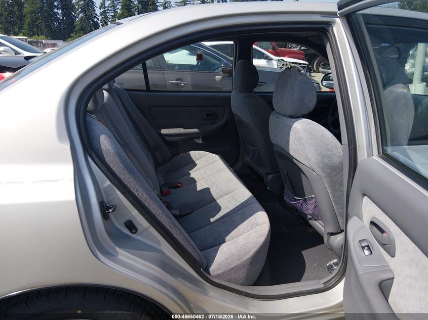 2006 Hyundai Elantra VIN KMHDN46D26U256478 IAAI salvage auction — NORMAL WEAR, Rebuilt-Non-Public (Washington), sold $375 on 2026-07-24 (photo 8)