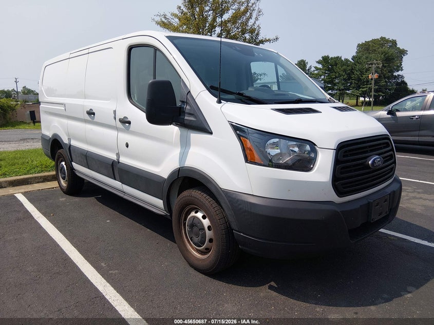 2019 Ford Transit-250 VIN 1FTYR1ZMXKKB43582 — IAAI salvage auction photo