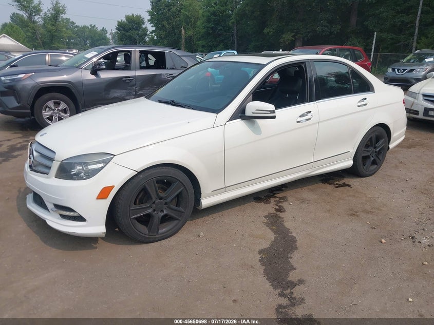 2011 Mercedes-benz C-klasse VIN WDDGF5EB2BA516416 IAAI salvage auction — RIGHT FRONT, Salvage - Greater Than 75% (Maryland), sold $700 on 2026-08-01 (photo 2)