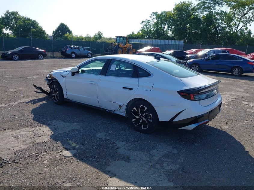 2025 Hyundai Sonata VIN KMHL64JA0SA465378 IAAI salvage auction — FRONT END, Certificate Of Destruction (Florida), sold $1,700 on 2026-07-24 (photo 3)