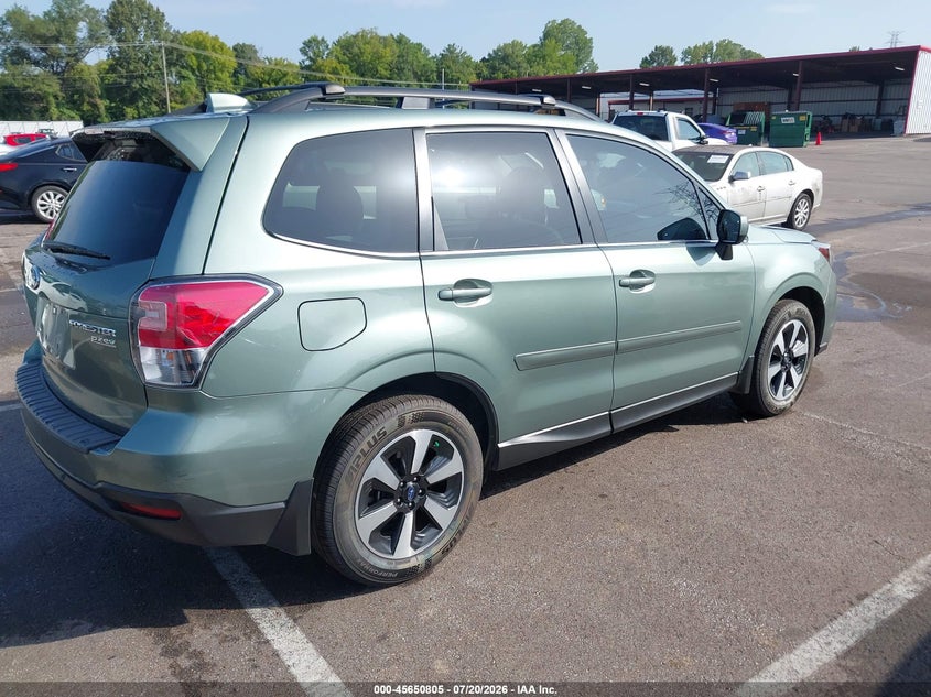2017 Subaru Forester VIN JF2SJARC7HH434679 IAAI salvage auction — NORMAL WEAR, Clear (Tennessee), sold $5,800 on 2026-07-28 (photo 4)
