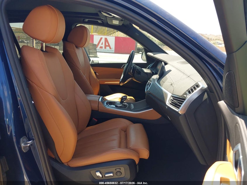 2022 BMW X5 VIN 5UXTA6C05N9J55072 IAAI salvage auction — RIGHT FRONT, Salvage Title, sold $19,600 on 2026-07-31 (photo 5)