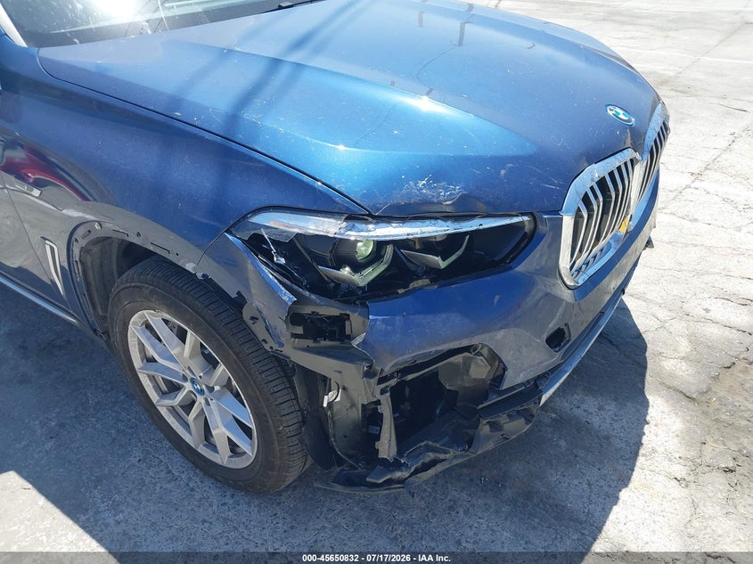 2022 BMW X5 VIN 5UXTA6C05N9J55072 IAAI salvage auction — RIGHT FRONT, Salvage Title, sold $19,600 on 2026-07-31 (photo 6)