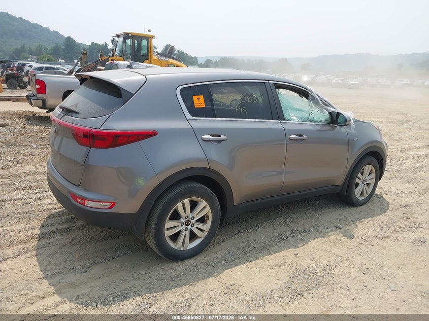 2019 Kia Sportage VIN KNDPMCAC5K7527068 IAAI salvage auction — BIO HAZARD, Salvage (Pennsylvania), sold $3,300 on 2026-07-30 (photo 4)