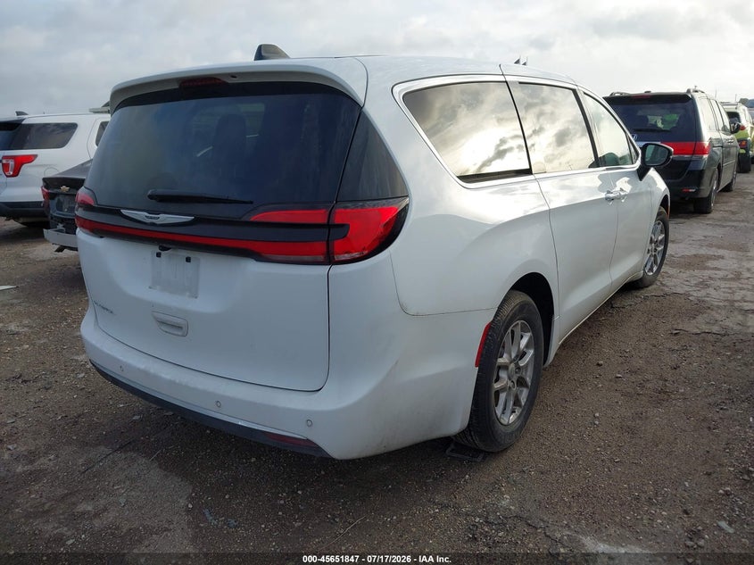 2026 Chrysler Pacifica VIN 2C4RC1BG8TR190171 IAAI salvage auction — FRONT END, Enterprise Vehicles Clear Only (Texas), sold $16,500 on 2026-07-29 (photo 4)