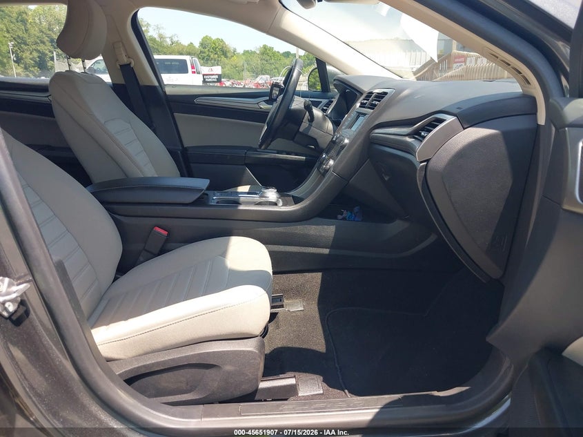 2019 Ford Fusion VIN 3FA6P0G78KR274001 IAAI salvage auction — NORMAL WEAR, Sf97 (Virginia), sold $10,500 on 2026-07-22 (photo 5)