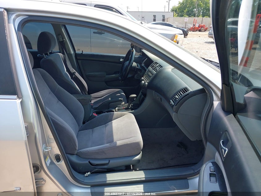 2007 Honda Accord VIN JHMCM56347C005192 IAAI salvage auction — NORMAL WEAR, Original (Ohio), sold $300 on 2026-07-30 (photo 5)