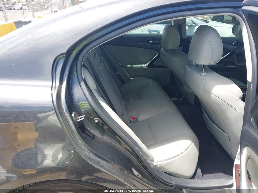 2007 Lexus Is 250 VIN JTHBK262772037468 IAAI salvage auction — NORMAL WEAR, Regular (South Dakota), sold $1,350 on 2026-07-30 (photo 8)