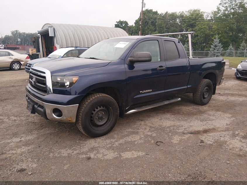 2010 Toyota Tundra VIN 5TFUM5F16AX013041 IAAI salvage auction — NORMAL WEAR, Clear (New Jersey), sold $2,450 on 2026-07-30 (photo 2)