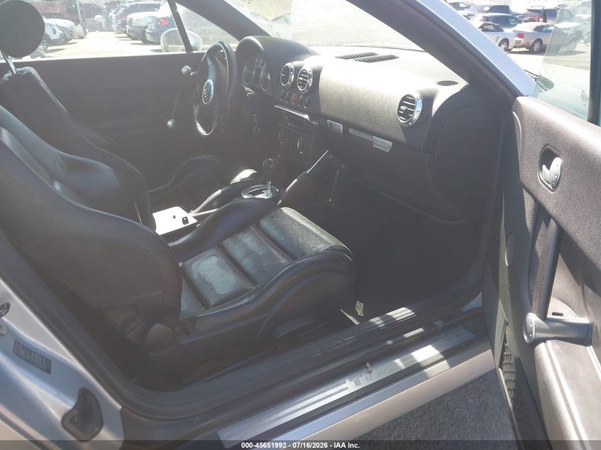 2004 Audi Tt VIN TRUUF28NX41020838 IAAI salvage auction — THEFT, Clear - Dealer Only (California), sold $1,600 on 2026-07-22 (photo 5)