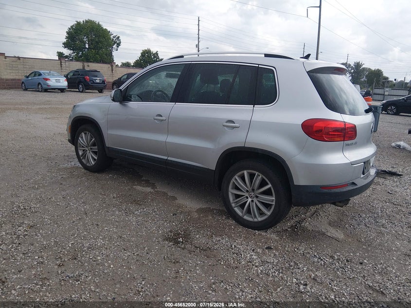2012 Volkswagen Tiguan VIN WVGBV7AX5CW531321 IAAI salvage auction — NORMAL WEAR, Salvage (Wisconsin), sold $475 on 2026-07-27 (photo 3)