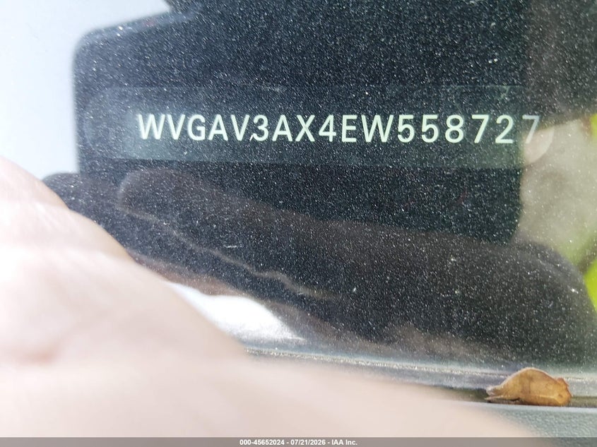 2014 Volkswagen Tiguan VIN WVGAV3AX4EW558727 IAAI salvage auction — NORMAL WEAR, Wait Title, sold $1,400 on 2026-08-10 (photo 9)