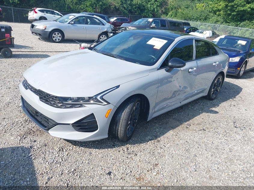 2022 Kia K5 VIN 5XXG64J21NG108993 IAAI salvage auction — SIDE, Wait Title, sold $8,700 on 2026-08-01 (photo 2)