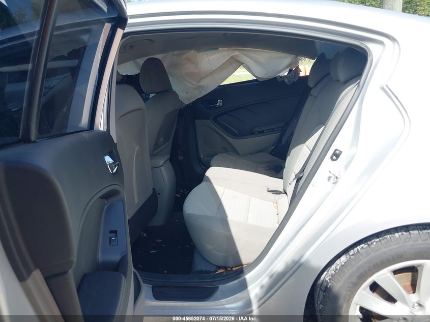 2014 Kia Forte VIN KNAFX4A82E5090289 IAAI salvage auction — NORMAL WEAR, Clear (Mississippi), sold $350 on 2026-07-31 (photo 8)