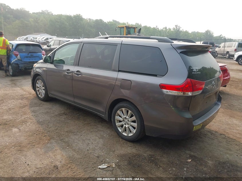 2011 Toyota Sienna VIN 5TDJK3DCXBS028540 IAAI salvage auction — NORMAL WEAR, Clear (Maryland), sold $1,150 on 2026-07-21 (photo 3)