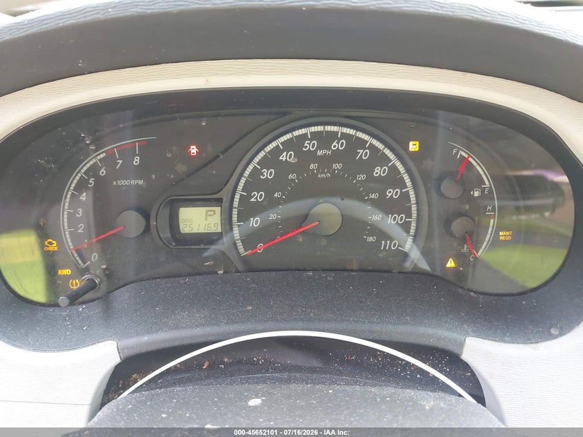 2011 Toyota Sienna VIN 5TDJK3DCXBS028540 IAAI salvage auction — NORMAL WEAR, Clear (Maryland), sold $1,150 on 2026-07-21 (photo 7)