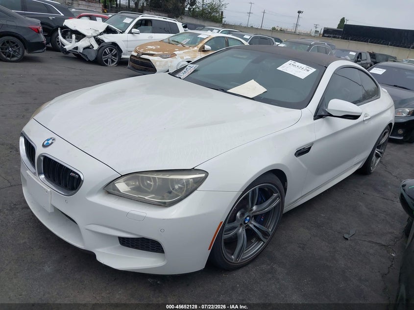 2013 BMW M6 VIN WBSLX9C50DC968763 IAAI salvage auction — THEFT, Wait Title, sold $7,200 on 2026-08-05 (photo 2)