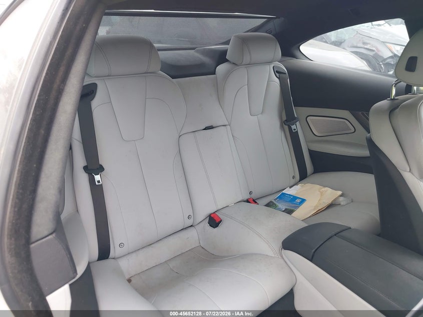 2013 BMW M6 VIN WBSLX9C50DC968763 IAAI salvage auction — THEFT, Wait Title, sold $7,200 on 2026-08-05 (photo 8)