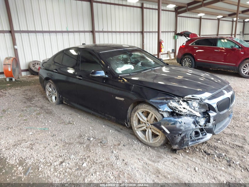 2016 BMW 5er VIN WBA5B1C51GG553932 IAAI salvage auction — FRONT END, Wait Title, sold $6,100 on 2026-08-19 (photo 1)