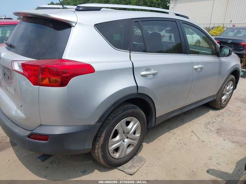 2014 Toyota Rav 4 VIN JTMBFREV4EJ012718 IAAI salvage auction — REAR END, Clear (Massachusetts), sold $25 on 2026-07-21 (photo 4)