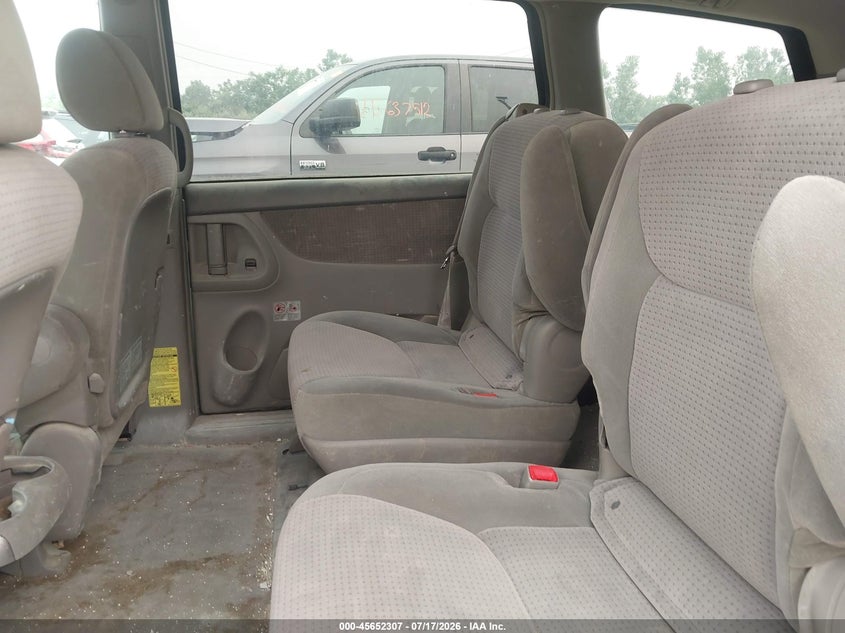2006 Toyota Sienna VIN 5TDZA23C66S414072 IAAI salvage auction — NORMAL WEAR, Original (Ohio), sold $225 on 2026-07-28 (photo 8)