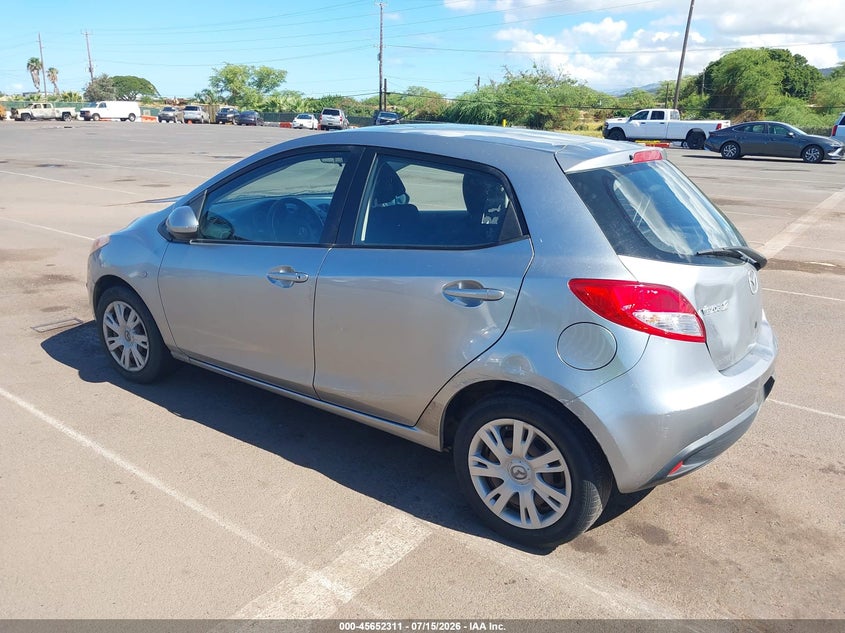 2012 Mazda 2 VIN JM1DE1KY1C0137156 IAAI salvage auction — NORMAL WEAR, Clear (Hawaii), sold $800 on 2026-07-28 (photo 3)