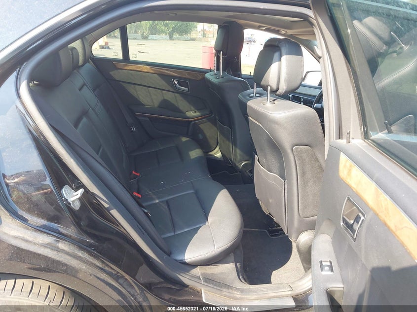 2010 Mercedes-benz E-class VIN WDDHF8HB0AA233450 IAAI salvage auction — NORMAL WEAR, Clear - Dealer Only (California), sold $850 on 2026-08-01 (photo 8)