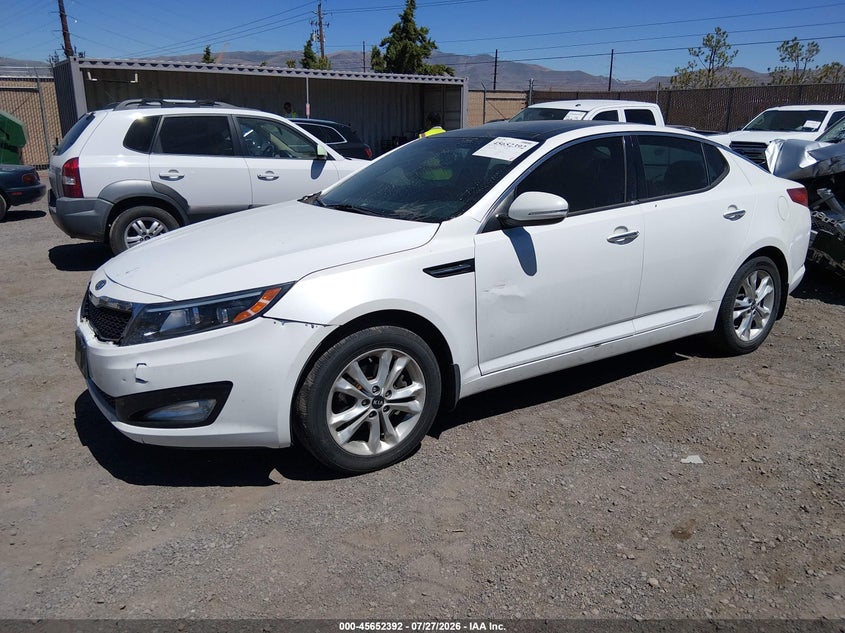2011 Kia Optima VIN KNAGN4A70B5173068 IAAI salvage auction — NORMAL WEAR, Clear - Dealer Only (California), sold $750 on 2026-08-01 (photo 2)