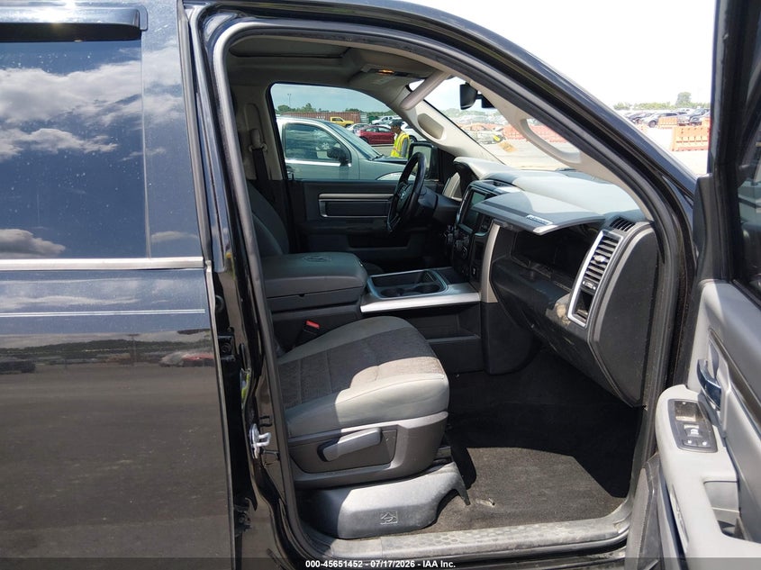 2016 Ram 1500 VIN 3C6RR7LT1GG263008 IAAI salvage auction — RIGHT SIDE, Salvage Title, sold $3,350 on 2026-08-15 (photo 5)