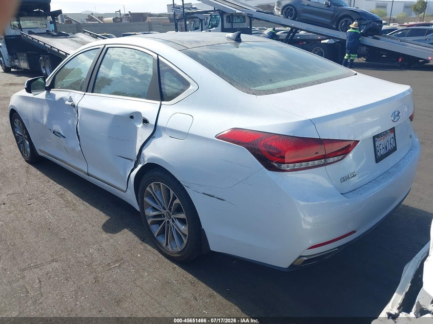 2015 Hyundai Genesis VIN KMHGN4JE1FU025813 IAAI salvage auction — SIDE, Salvage Title, sold $2,750 on 2026-10-08 (photo 3)