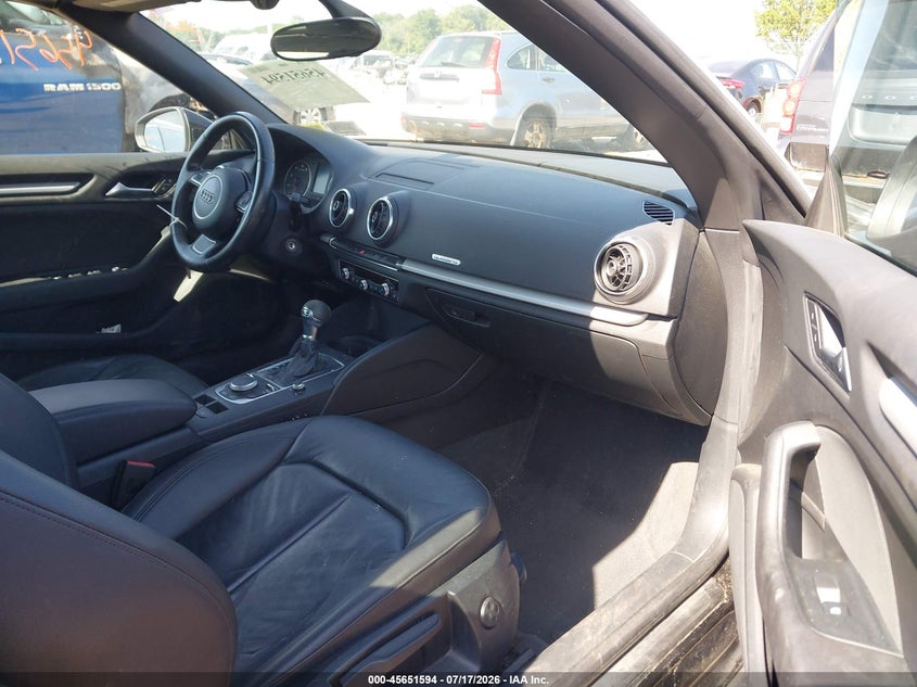 2015 Audi A3 VIN WAU7FLFF2F1076040 IAAI salvage auction — REAR END, Salvage Title, sold $2,950 on 2026-08-01 (photo 5)