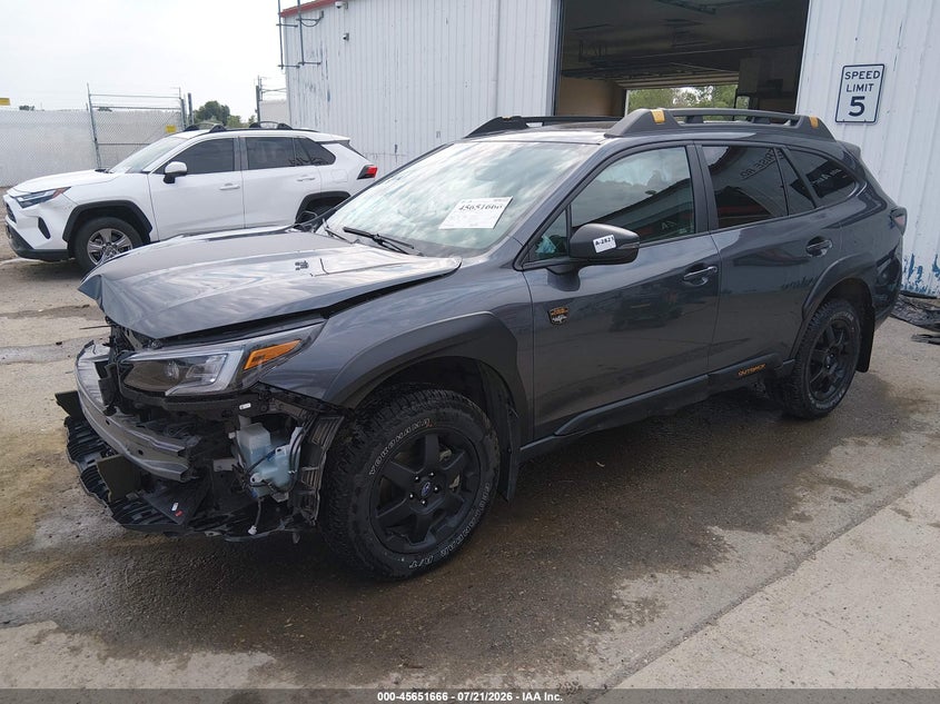 2025 Subaru Outback VIN 4S4BTGUD0S3246372 IAAI salvage auction — FRONT END, Salvage (Montana), sold $10,300 on 2026-08-22 (photo 2)