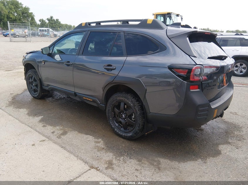 2025 Subaru Outback VIN 4S4BTGUD0S3246372 IAAI salvage auction — FRONT END, Salvage (Montana), sold $10,300 on 2026-08-22 (photo 3)