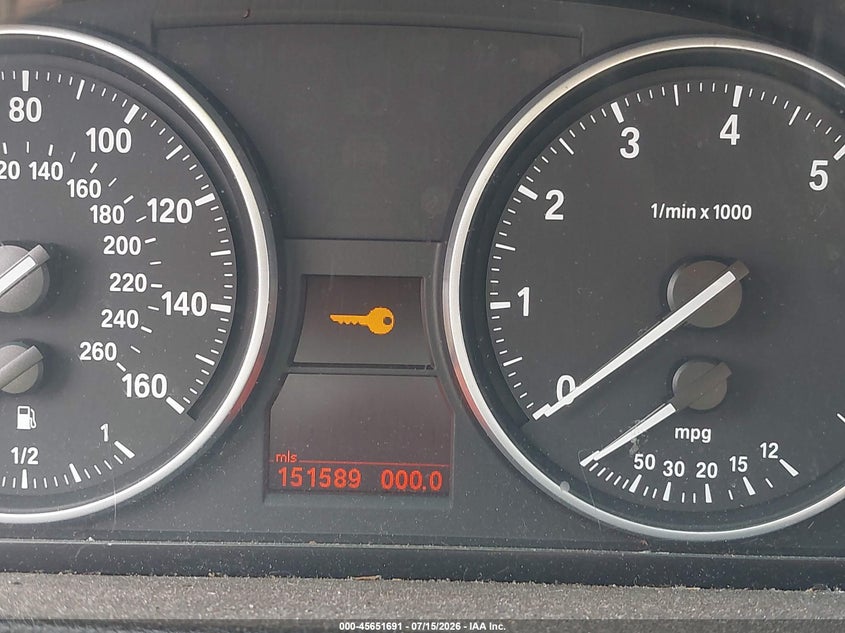 2008 BMW 3 series VIN WBAVC53558FZ83166 IAAI salvage auction — NORMAL WEAR, Clear (New York), sold $425 on 2026-07-28 (photo 7)