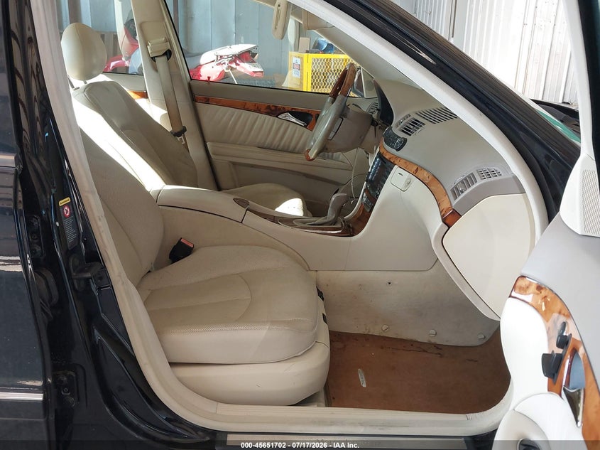 2004 Mercedes-benz E-class VIN WDBUF65J44A470700 IAAI salvage auction — NORMAL WEAR, Clear (Georgia), sold $25 on 2026-07-29 (photo 5)