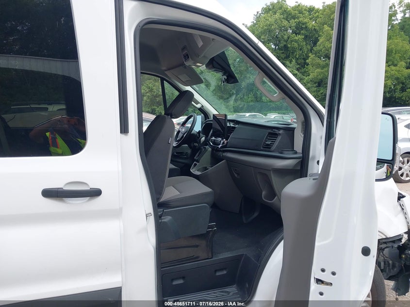 2025 Ford Transit VIN 1FBAX2C80SKA50390 IAAI salvage auction — FRONT END, Salvage Title, sold $33,250 on 2026-07-19 (photo 5)