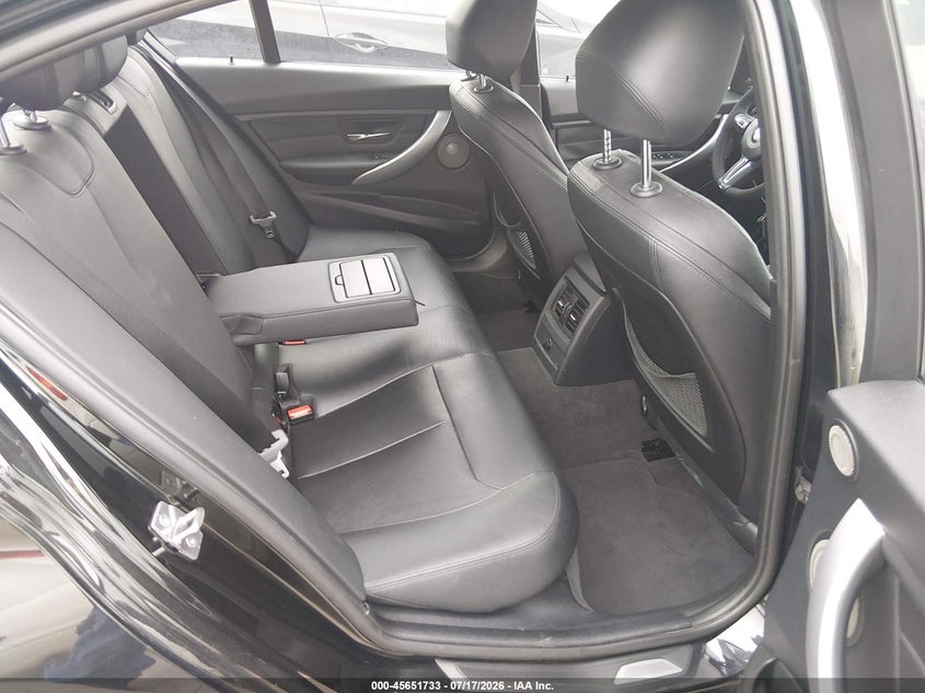 2013 BMW 3 series VIN WBA3A9C59DF477144 IAAI salvage auction — NORMAL WEAR, Original (Texas), sold $2,075 on 2026-07-27 (photo 8)
