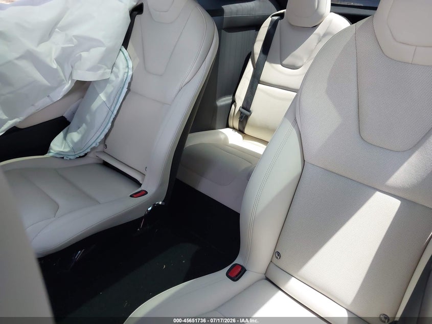 2023 Tesla Model x VIN 7SAXCBE5XPF366603 IAAI salvage auction — RIGHT FRONT, Salvage Title, sold $25,800 on 2026-08-20 (photo 8)