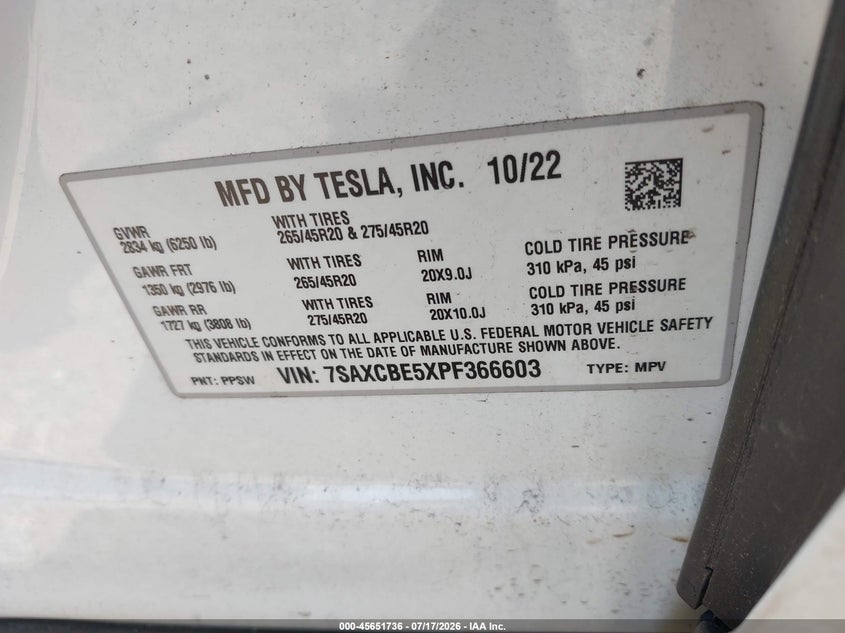 2023 Tesla Model x VIN 7SAXCBE5XPF366603 IAAI salvage auction — RIGHT FRONT, Salvage Title, sold $25,800 on 2026-08-20 (photo 9)
