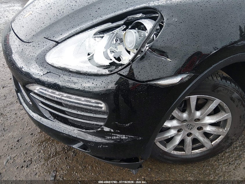 2012 Porsche Cayenne VIN WP1AA2A28CLA12735 IAAI salvage auction — NORMAL WEAR, Clear (Washington), sold $500 on 2026-07-29 (photo 6)