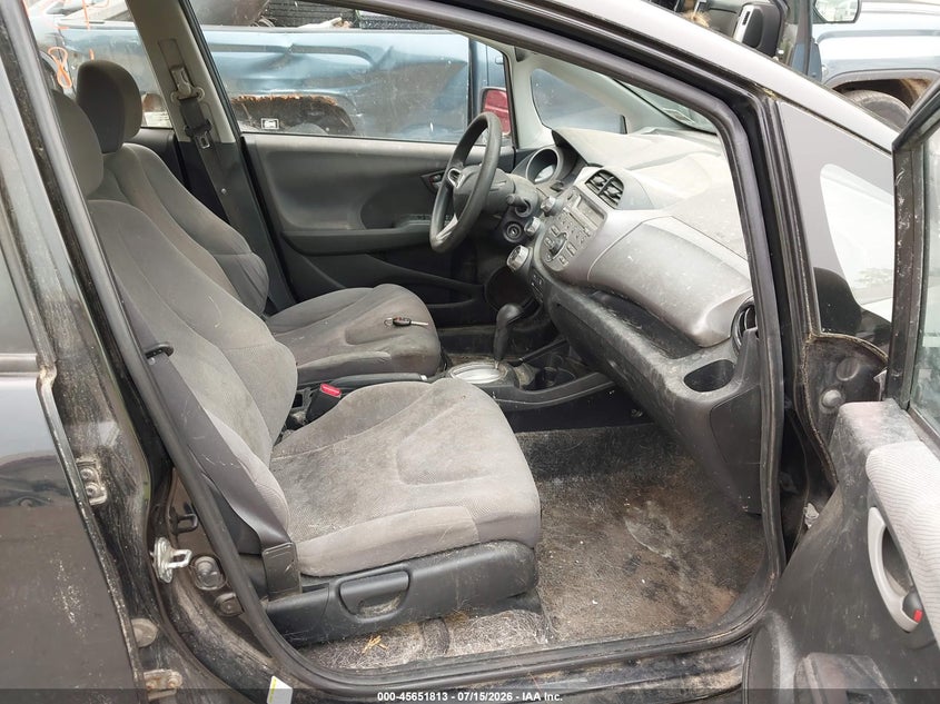 2011 Honda Fit VIN JHMGE8H35BS001860 IAAI salvage auction — NORMAL WEAR, Original (Maine), sold $275 on 2026-07-27 (photo 5)